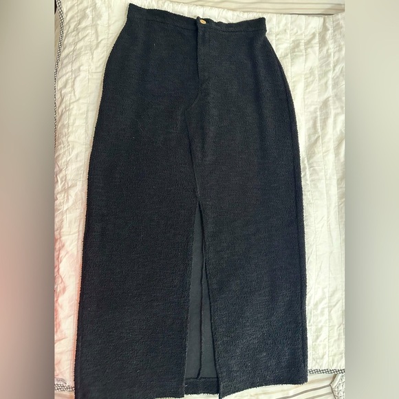 ZARA Elegant Black Maxi Skirt - Picture 1 of 5
